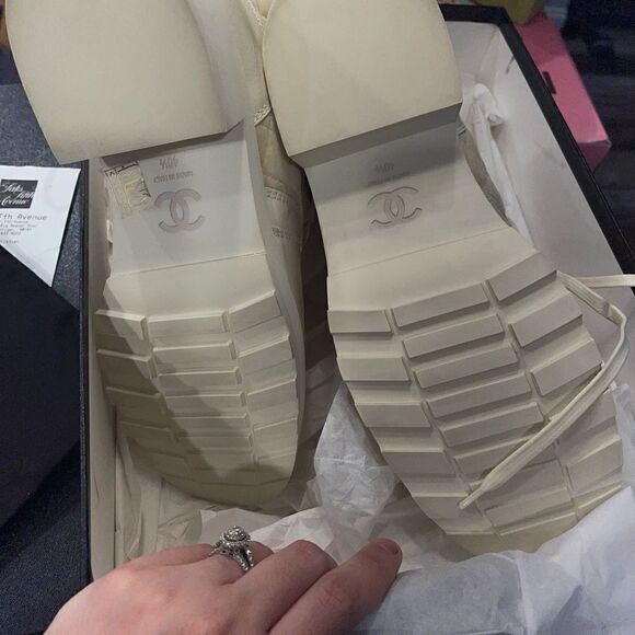 Chanel Leather Shearling Lace up Snow Boots - Picture 10 of 10